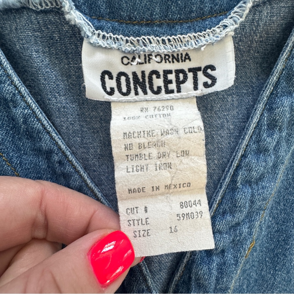 90s Y2K VTG California Concepts Denim Button Front Jumper  Floral Embroider - Picture 11 of 12